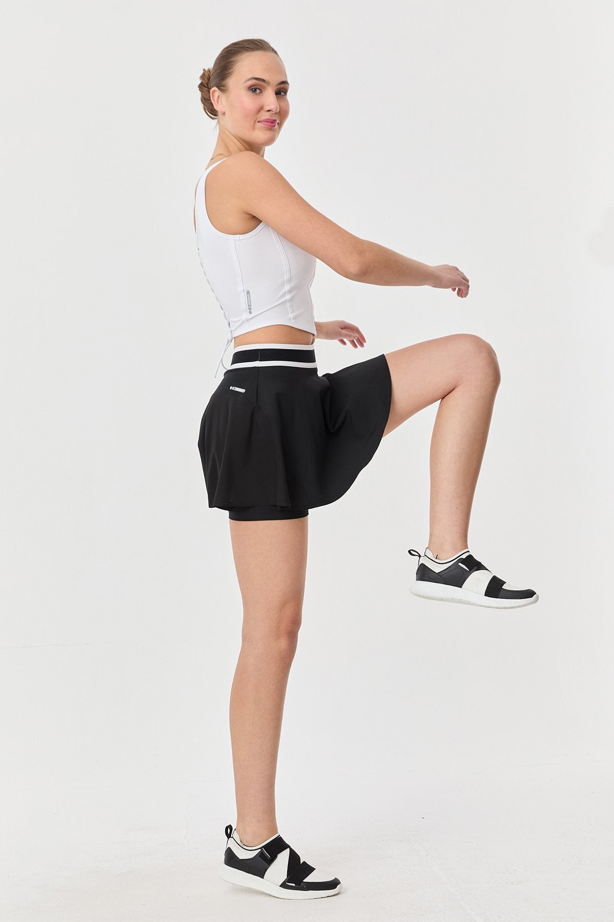 Women's Crop Athlet Wıth Strıngs On The Back