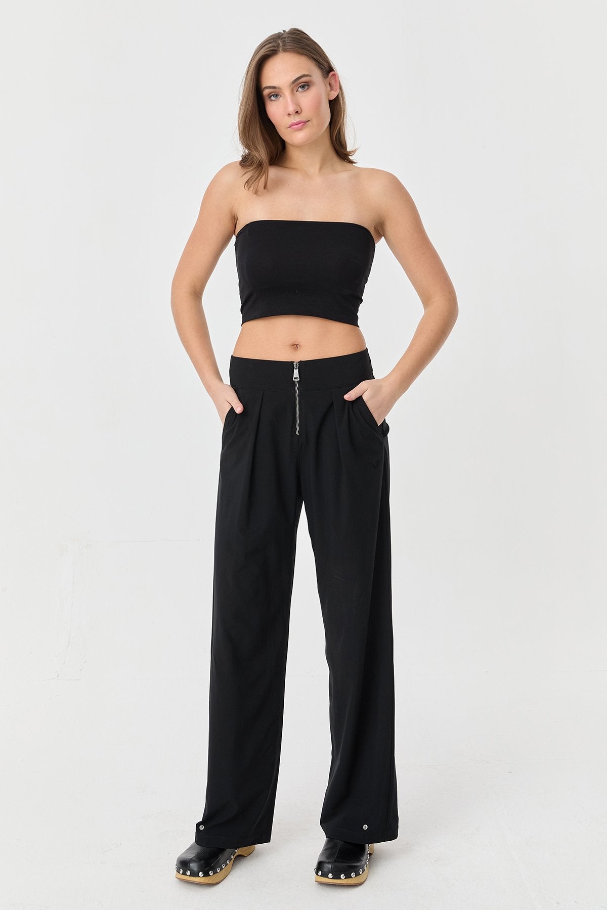 Women's Strapless Straight Crop
