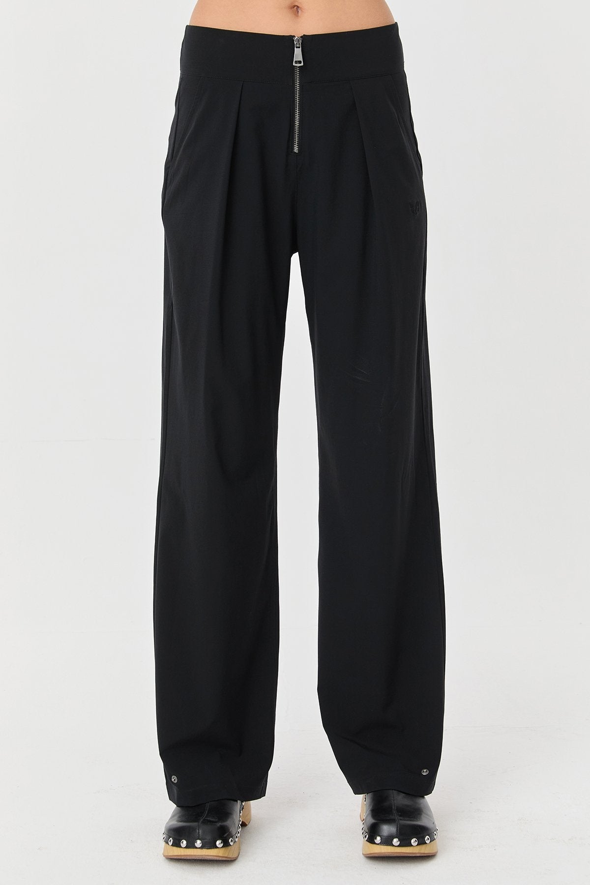 Women's Thın Lycra Woven Lıghtweıght Trousers