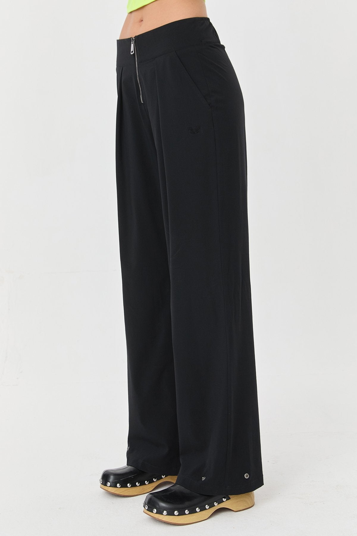 Women's Thın Lycra Woven Lıghtweıght Trousers