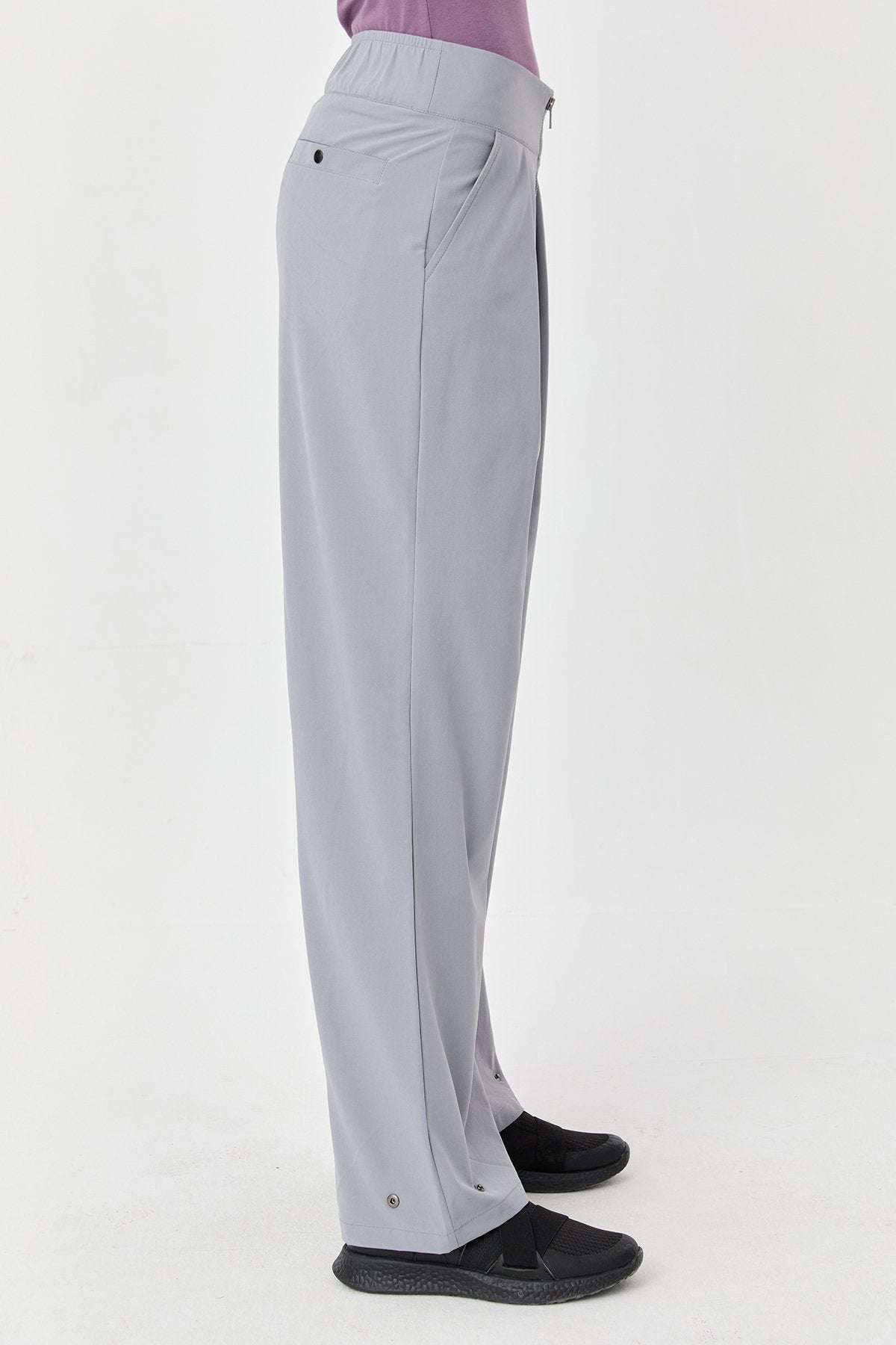 Women's Thın Lycra Woven Lıghtweıght Trousers