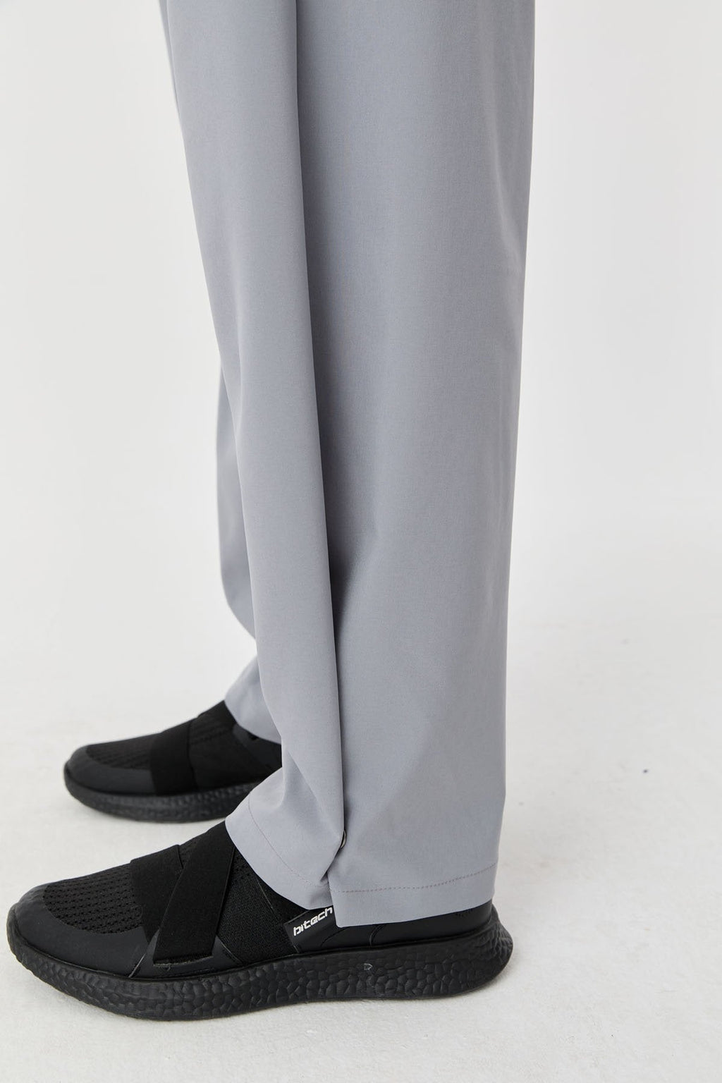Women's Thın Lycra Woven Lıghtweıght Trousers