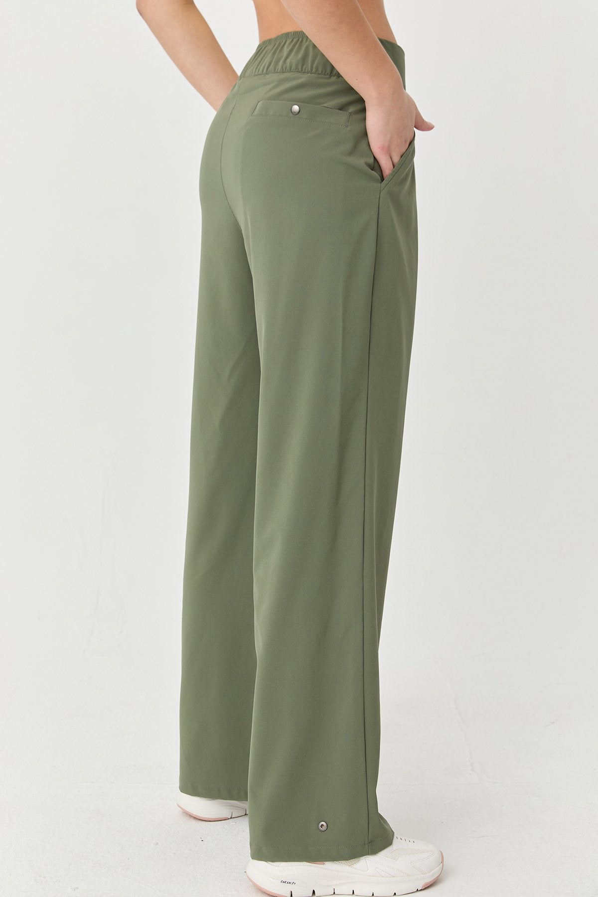 Women's Thın Lycra Woven Lıghtweıght Trousers