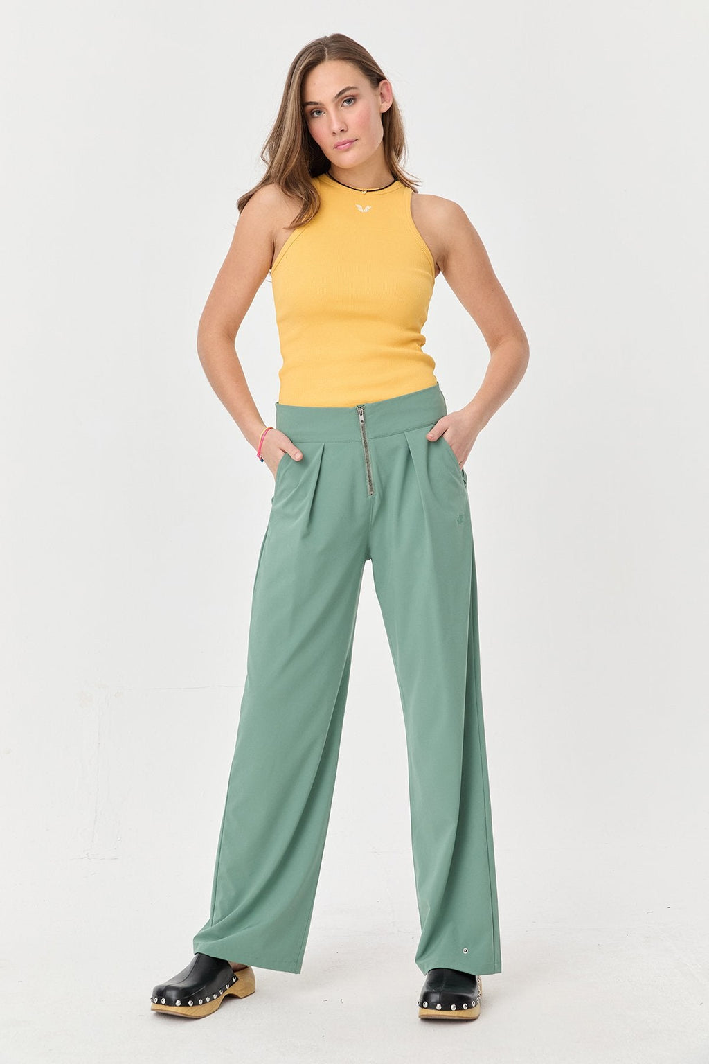 Women's Thın Lycra Woven Lıghtweıght Trousers